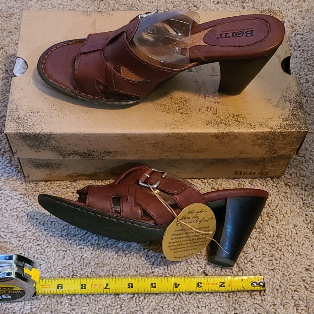 BORN Lucia Dark Brown size 10 NEW in box